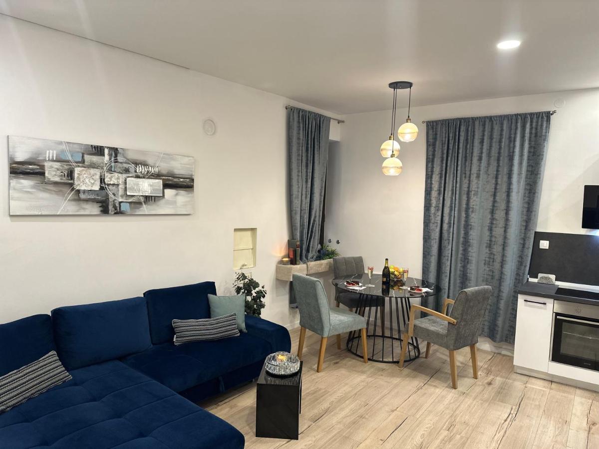 V Apartment Šibenik Dış mekan fotoğraf